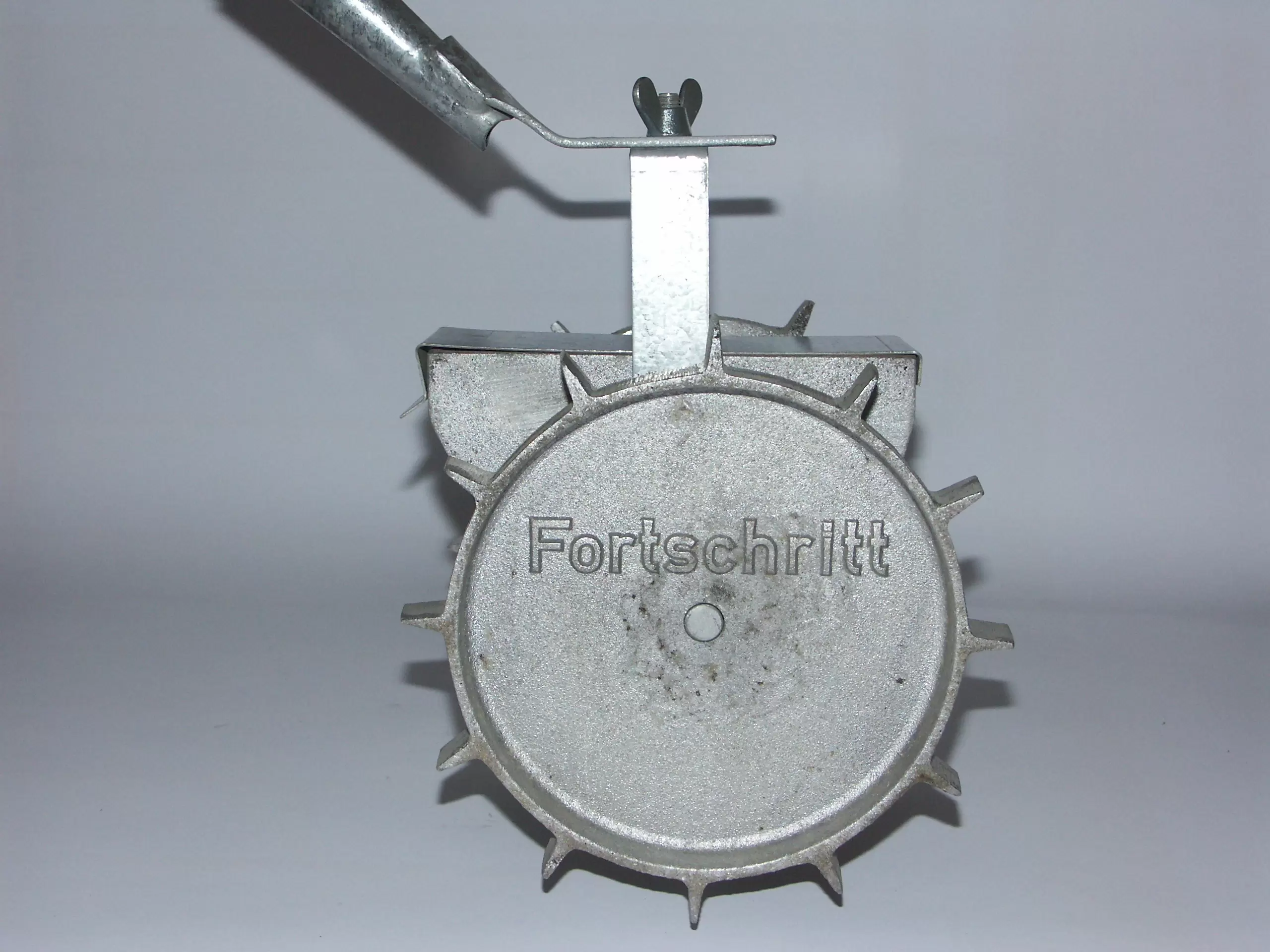 Sämaschine von der Seite
